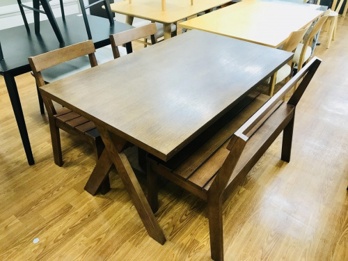 家具のダイニング