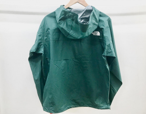 ノースフェイスのTHE NORTH FACE