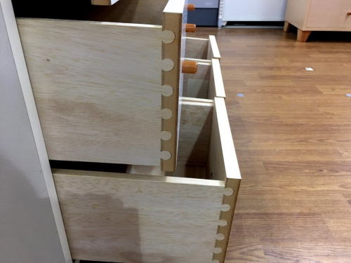 モモナチュラルの中古　家具　藤沢