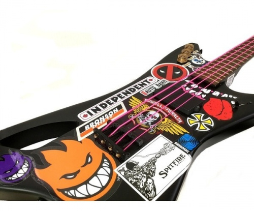 楽器 中古のエレキベース 中古