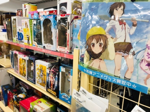 ホビーのフィギュア　おもちゃ　ミニカー　トミカ　アニメ　グッズ