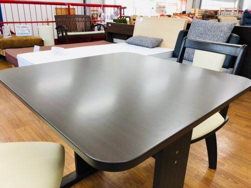 ダイニングテーブル ダイニングセットの藤沢 家具 ダイニング ニトリ 中古 買取