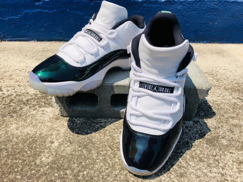 メンズファッションのスニーカー