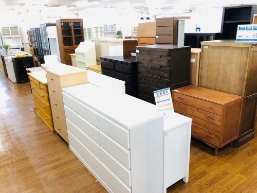 家具のワードローブ　チェスト　ダイニングセット