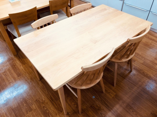 家具のダイニングセット