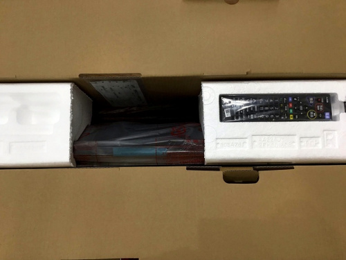 テレビ　液晶テレビのMITSUBISHI ミツビシ