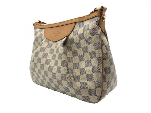 LVのルイ・ヴィトン