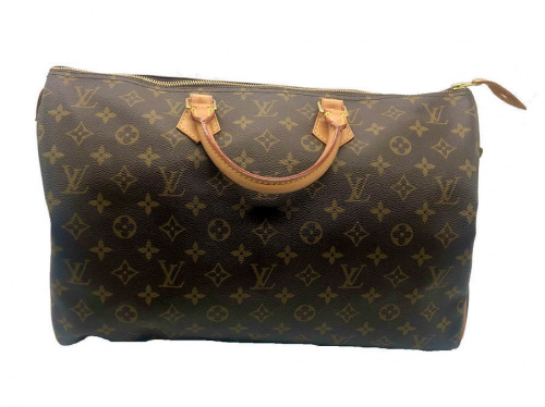 LOUIS VUITTONのLV