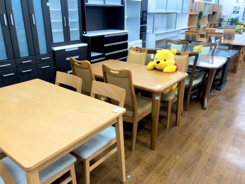 藤沢 中古 ソファーのダイニングテーブル 買取