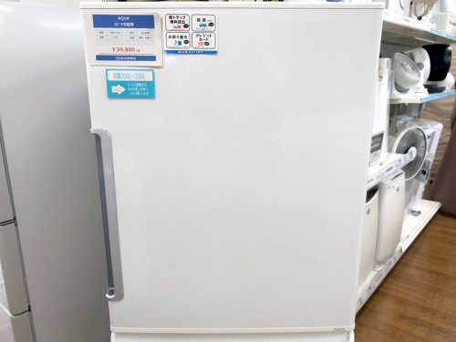 冷蔵庫 6ドアのAQUA アクア