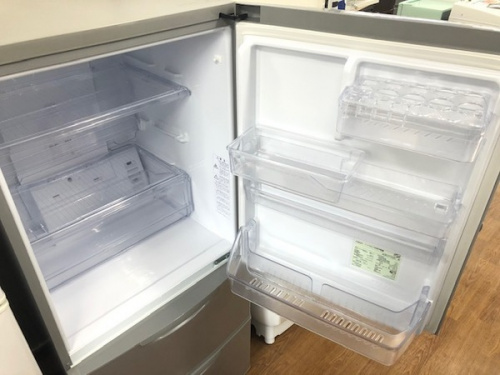 冷蔵庫の2ドア冷蔵庫