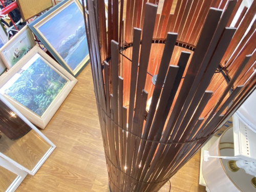 デザイン照明のフロアスタンド