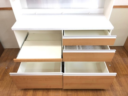 Pamouna（パモウナ）の藤沢　家具