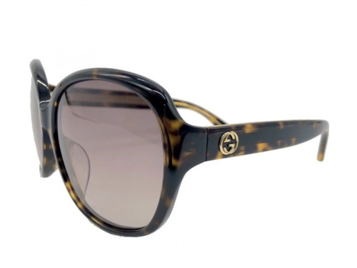 サングラスのGUCCI(グッチ)