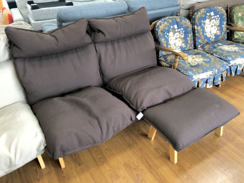 家具のハイバックチェア