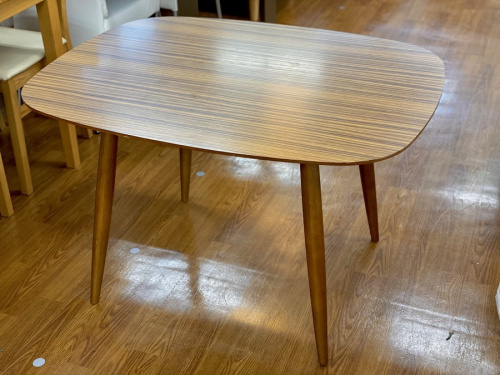 藤沢 中古家具のDテーブル