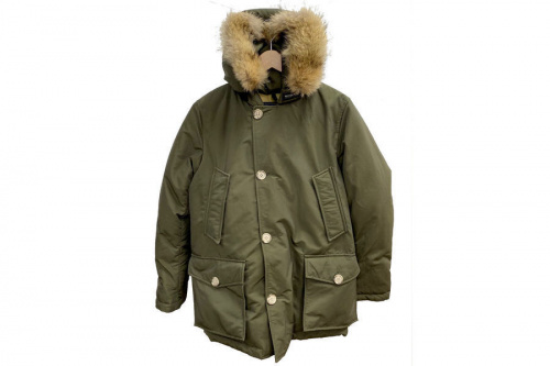ダウンジャケットのWOOLRICH（ウールリッチ）
