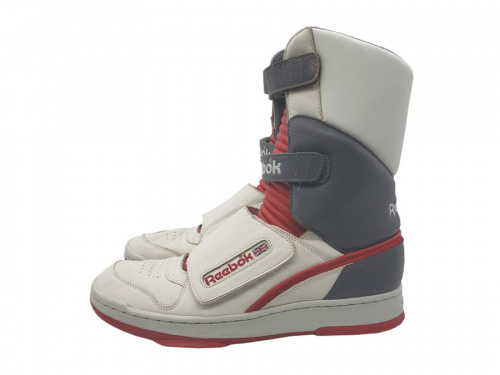 ALIEN STOMPER HIのREEBOK