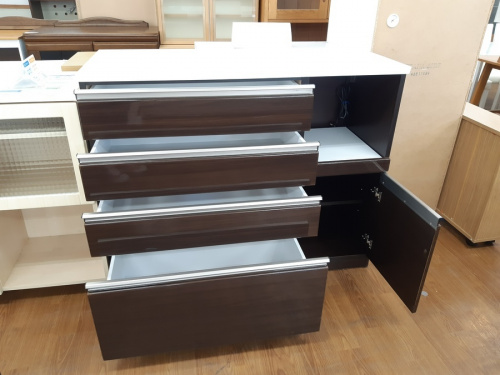 キッチンカウンターのサンコウ