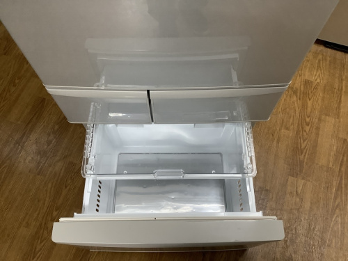 5ドア冷蔵庫のTOSHIBA