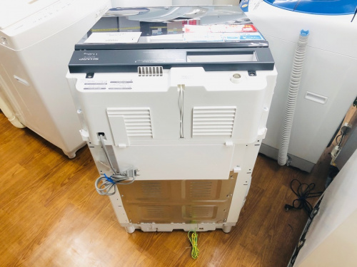 全自動洗濯機のSHARP（シャープ）