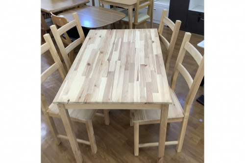 ダイニング5点セットのIKEA