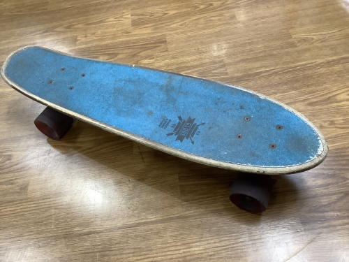 ストリートスポーツのスケートボード