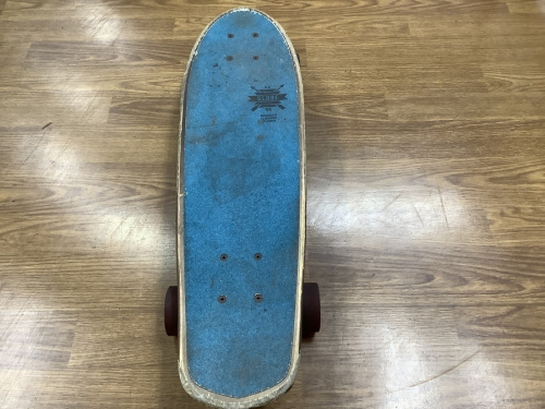 スケートボードのGLOBE UNITED BY FATE