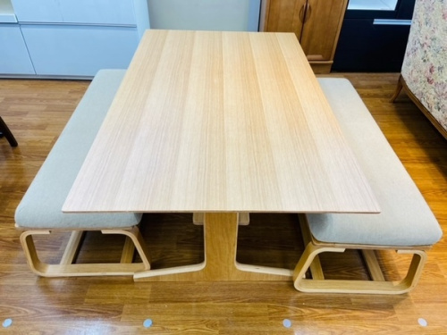 家具のダイニングセット
