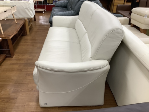 3人掛けソファーのhimolla