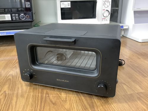 キッチン家電のトースター