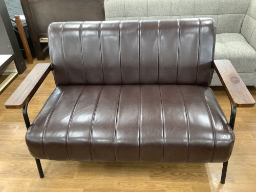 ソファーのインダストリアル 2人掛けソファー