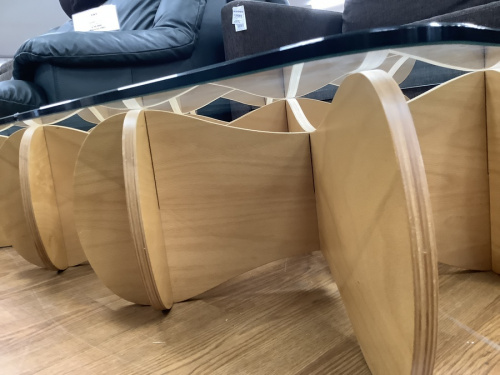 ローテーブルのE&Y