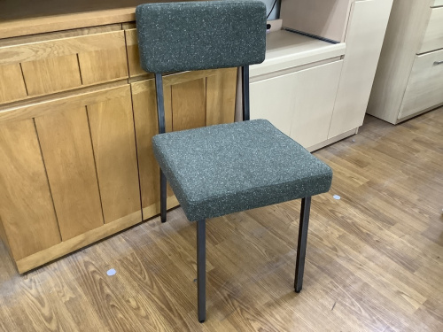 生活家具のイス