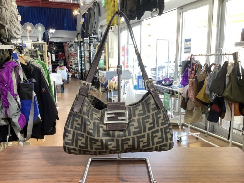 バッグ・財布のバッグ