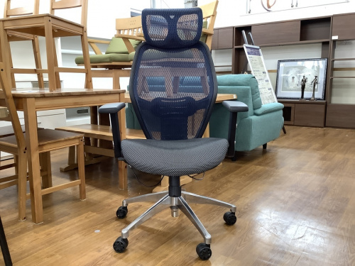 イスのオフィスチェア