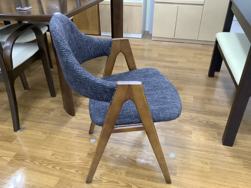 アームチェアのNOCE