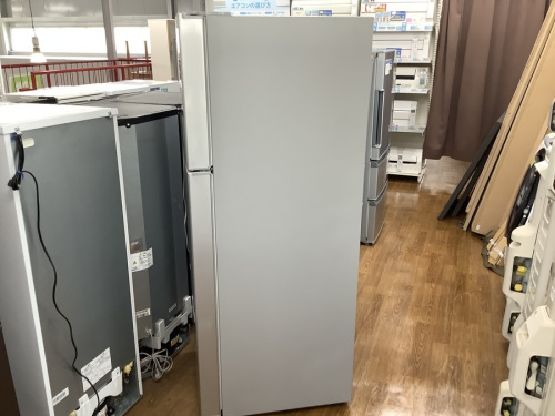 2ドア冷蔵庫のHITACHI