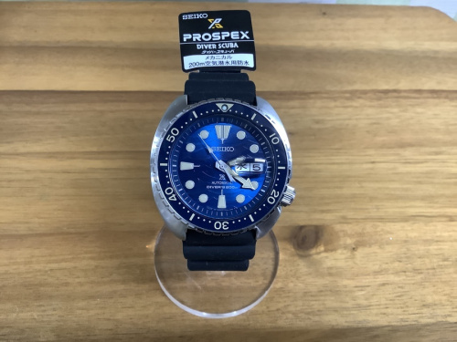 腕時計のダイバーズウォッチ