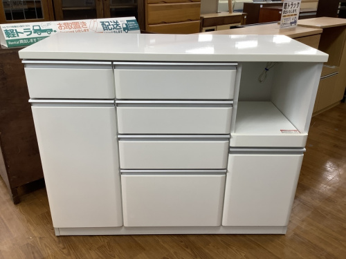 キッチンカウンターのニトリ