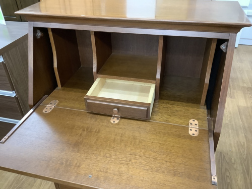 マルニ木工のトレファク藤沢