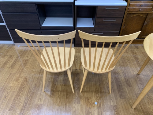 大塚家具のラウンドテーブル