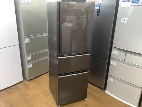 キッチン家電の冷蔵庫