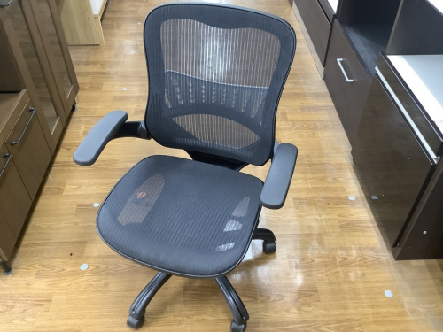 家具のオフィスチェアー