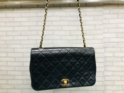 ルイヴィトンのCHANEL