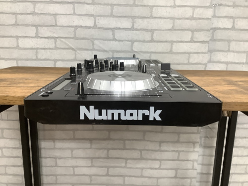 NUMARK