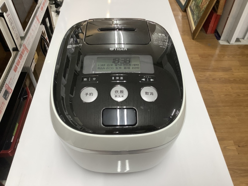 キッチン家電の炊飯器