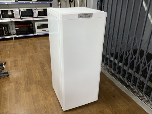 キッチン家電の冷凍庫