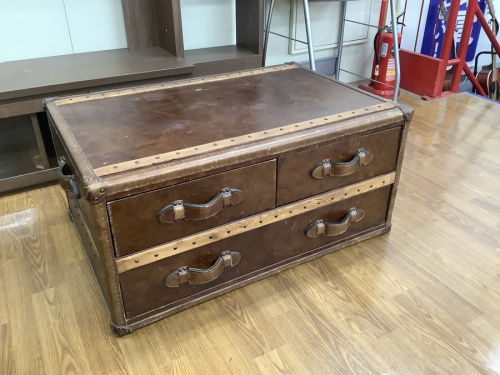 テーブルのコーヒーテーブル