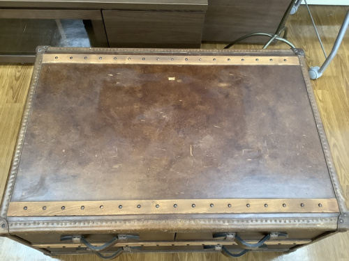 コーヒーテーブルのHALO